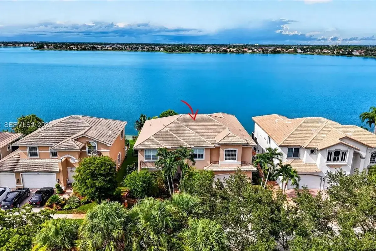 17579 SW 54th St, Miramar: photo 1 of 101