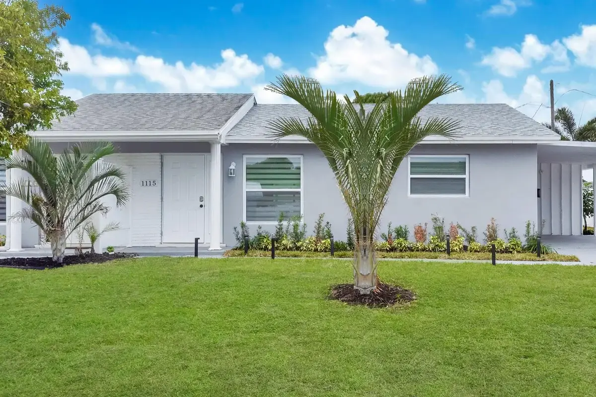 1115 Stillwater Dr, Jupiter: photo 1 of 31