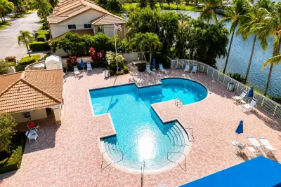6723 Via Regina #11, Boca Raton: photo 1 of 21