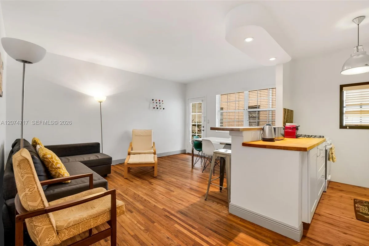 1551 Michigan Ave #12, Miami Beach: photo 1 of 17