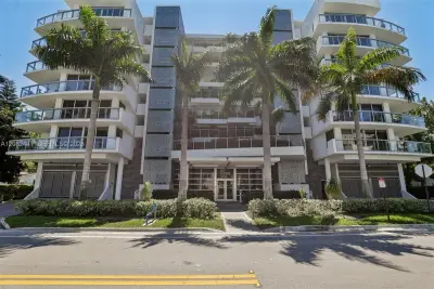 1100 100th St #703, Bay Harbor Islands: photo 1 of 37