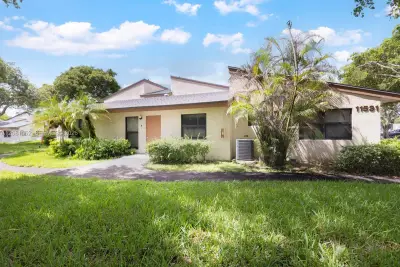 11531 SW 109th Rd #19Z, Miami: photo 1 of 18