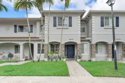 8274 SW 29th St, Miramar: photo 1 of 27