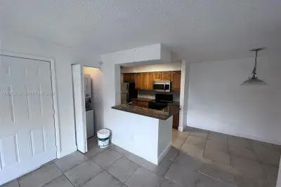 1263 SW 46th Ave #2104, Pompano Beach: photo 1 of 9