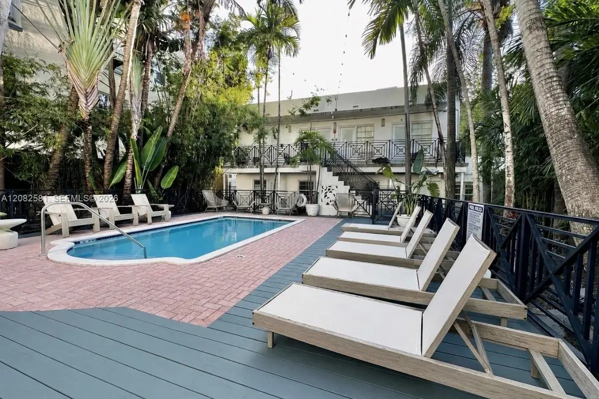 1018 Jefferson Ave #2, Miami Beach: photo 1 of 1
