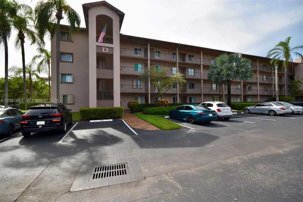 1650 SW 124th Ter #102D, Pembroke Pines: photo 1 of 47
