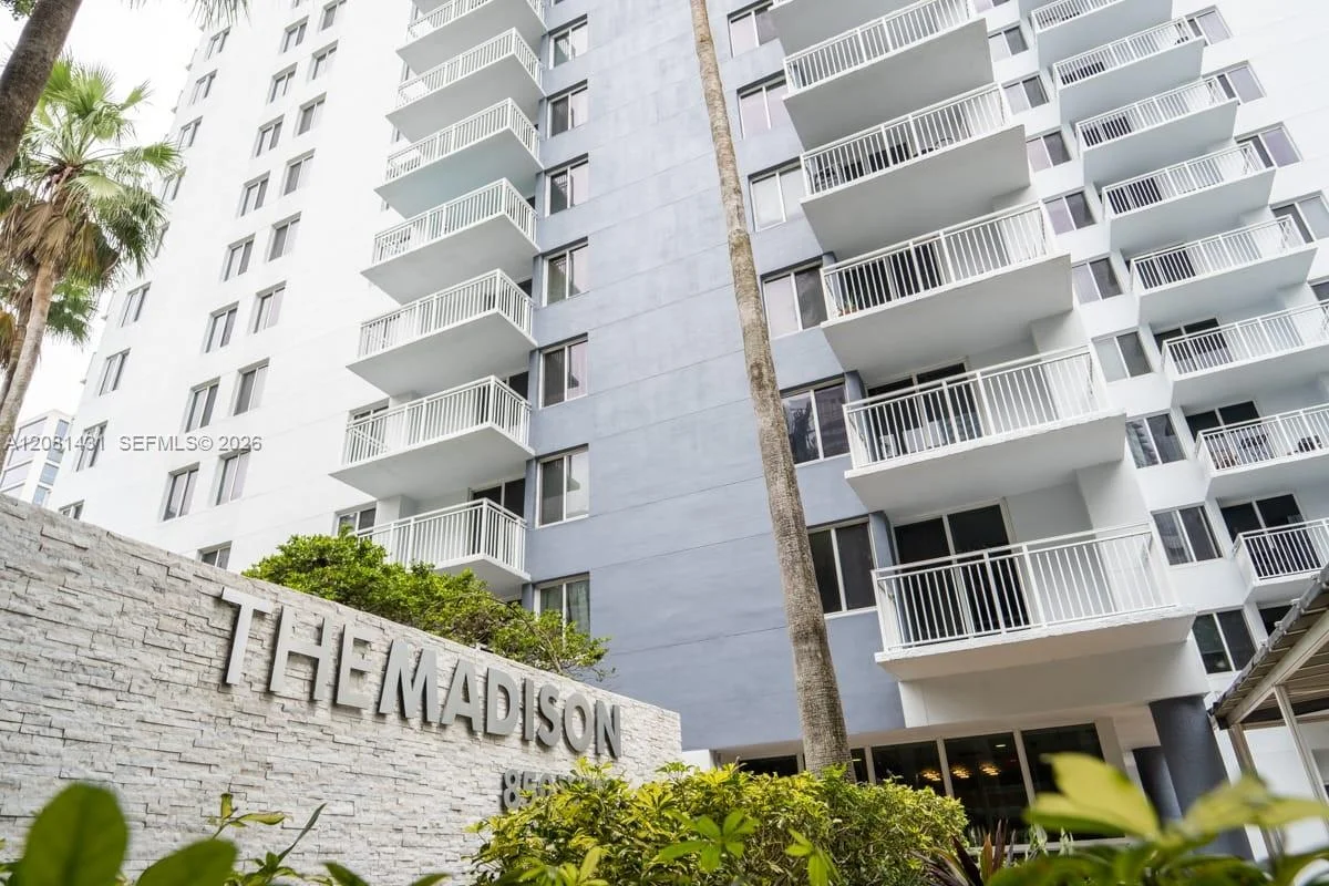 800 N Miami Ave #E1602, Miami: photo 1 of 17