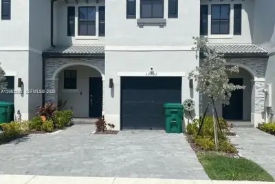 13101 SW 286th Way, Homestead: photo 1 of 5