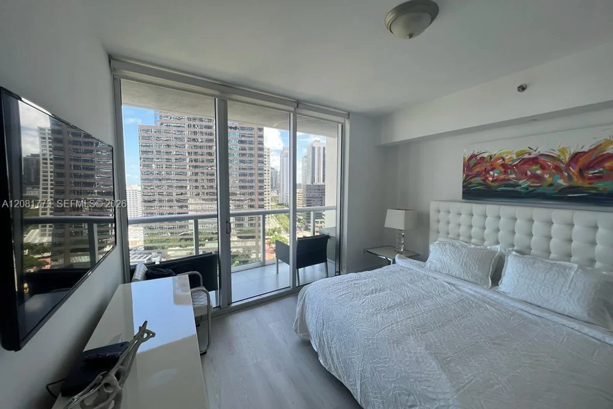 485 Brickell Ave #2109, Miami: photo 1 of 18