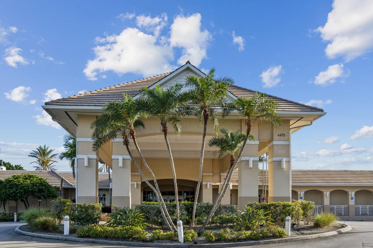 4788 Esedra Ct, Lake Worth: photo 1 of 46