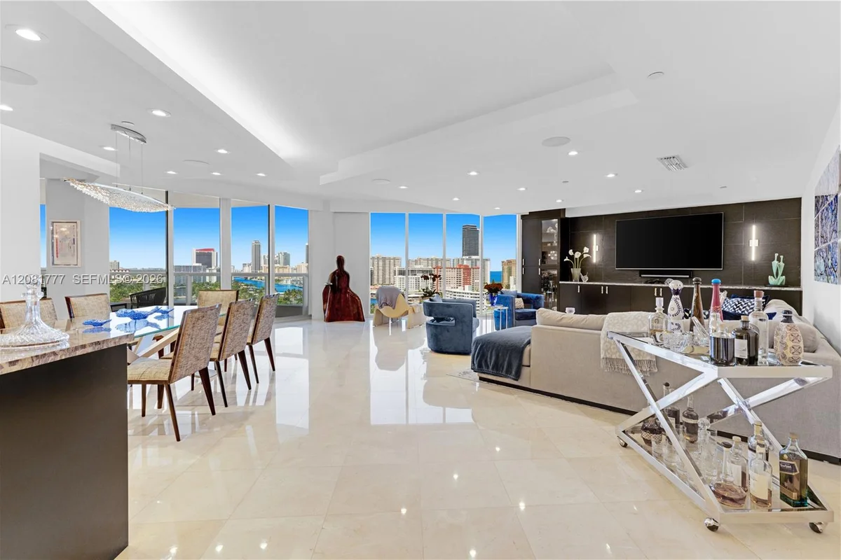 21200 NE Point Pl #1404, Aventura: photo 1 of 73