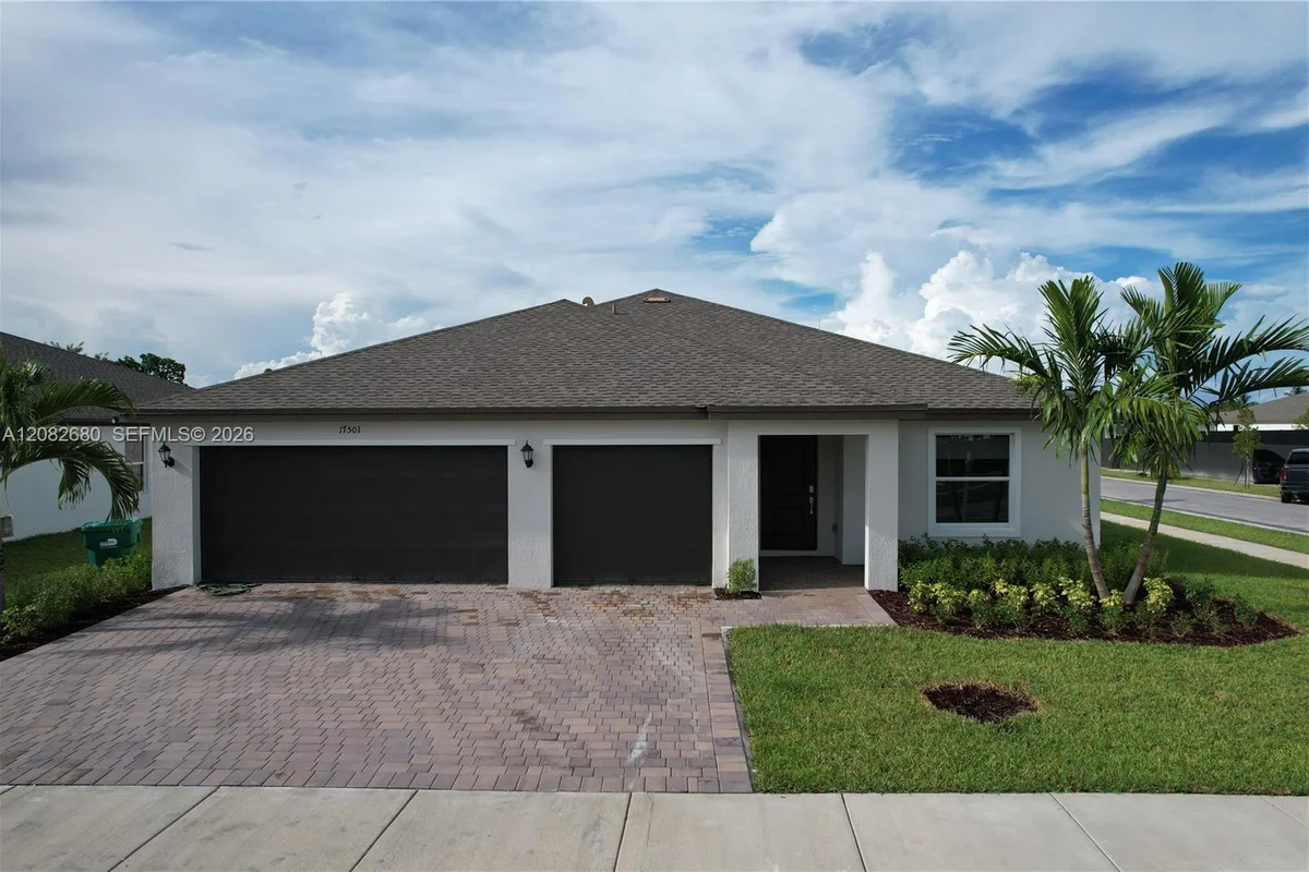 17501 SW 285th St, Homestead: photo 1 of 41