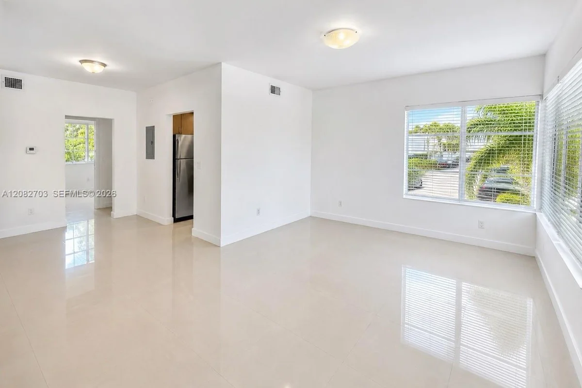 1025 94th St #12, Bay Harbor Islands: photo 1 of 14