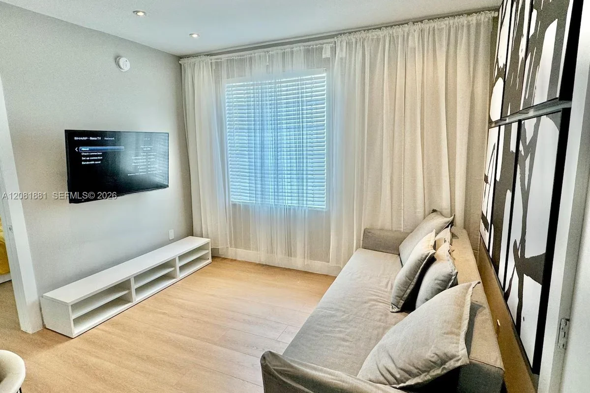750 Collins Ave #206, Miami Beach: photo 1 of 7