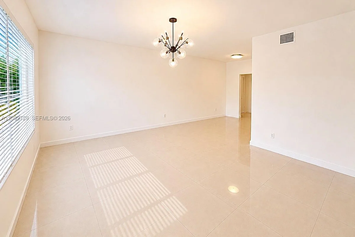 1027 94th St #7, Bay Harbor Islands: photo 1 of 14