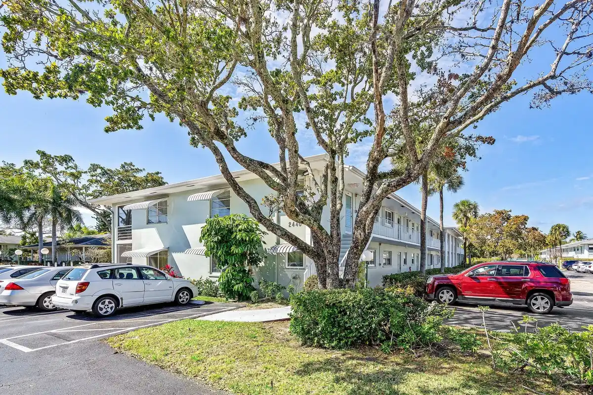 2440 SW 22nd Ave #703, Delray Beach: photo 1 of 35