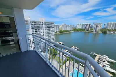 18041 Biscayne Blvd #1805, Aventura: photo 1 of 28