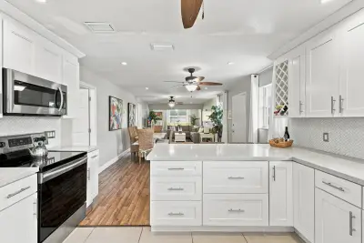 435 Bluebird Ln, Delray Beach: photo 1 of 30