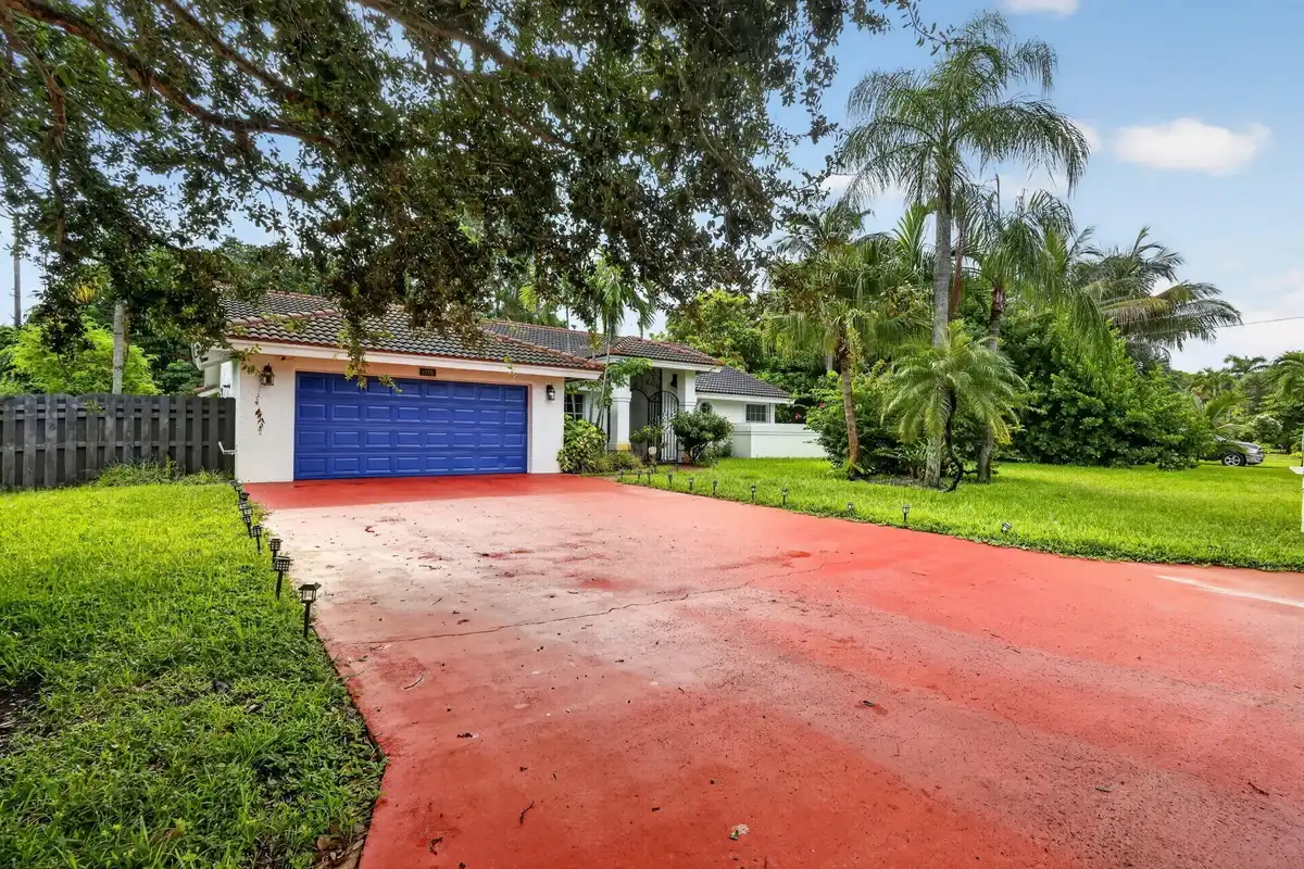 1770 Emilio Ln, Palm Springs: photo 1 of 50