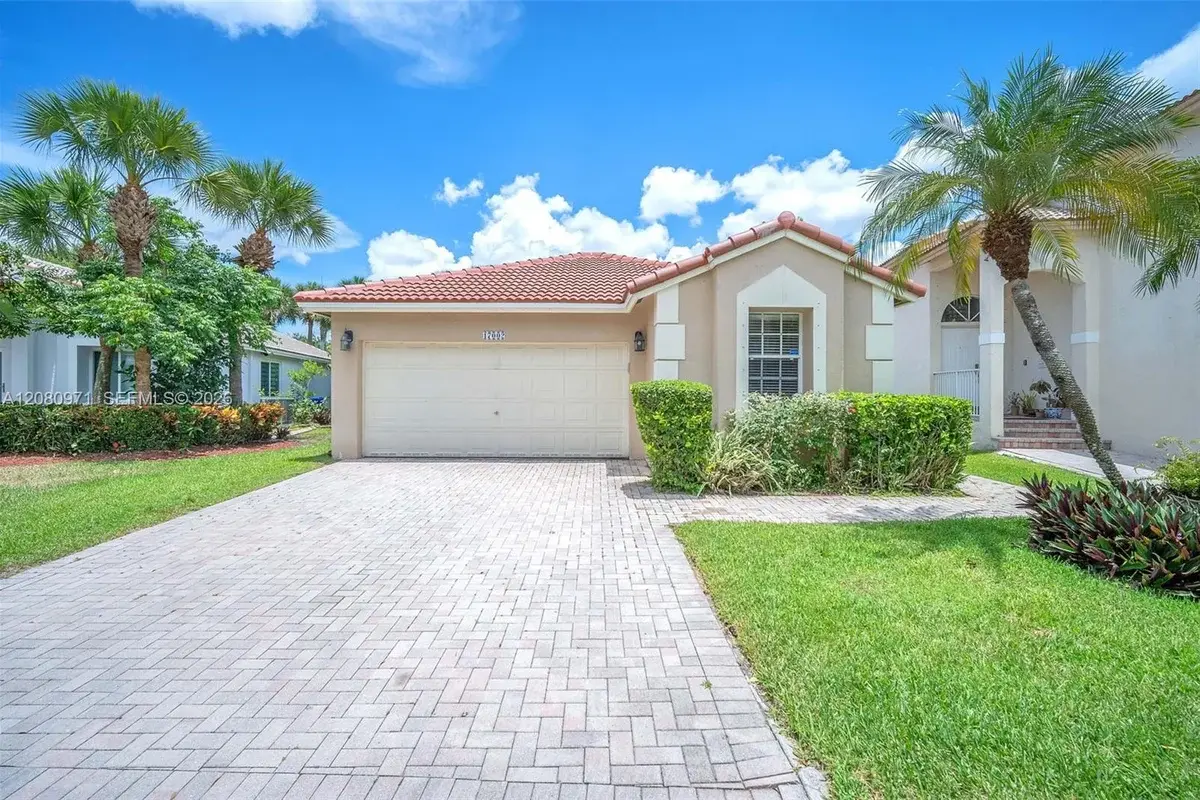 17002 NW 10th St, Pembroke Pines: photo 1 of 31