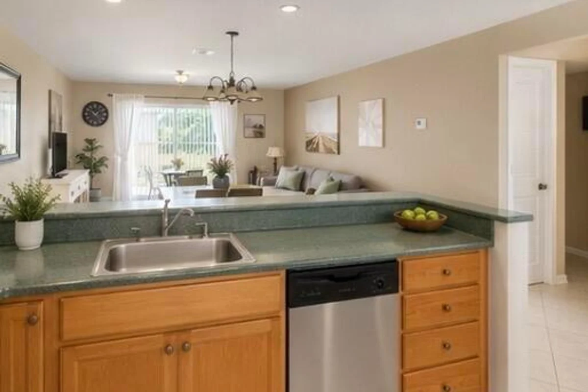 230 NE 26th Ave #404, Boynton Beach: photo 1 of 27
