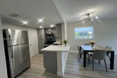 16801 NE 14th Ave #311, Miami: photo 1 of 46