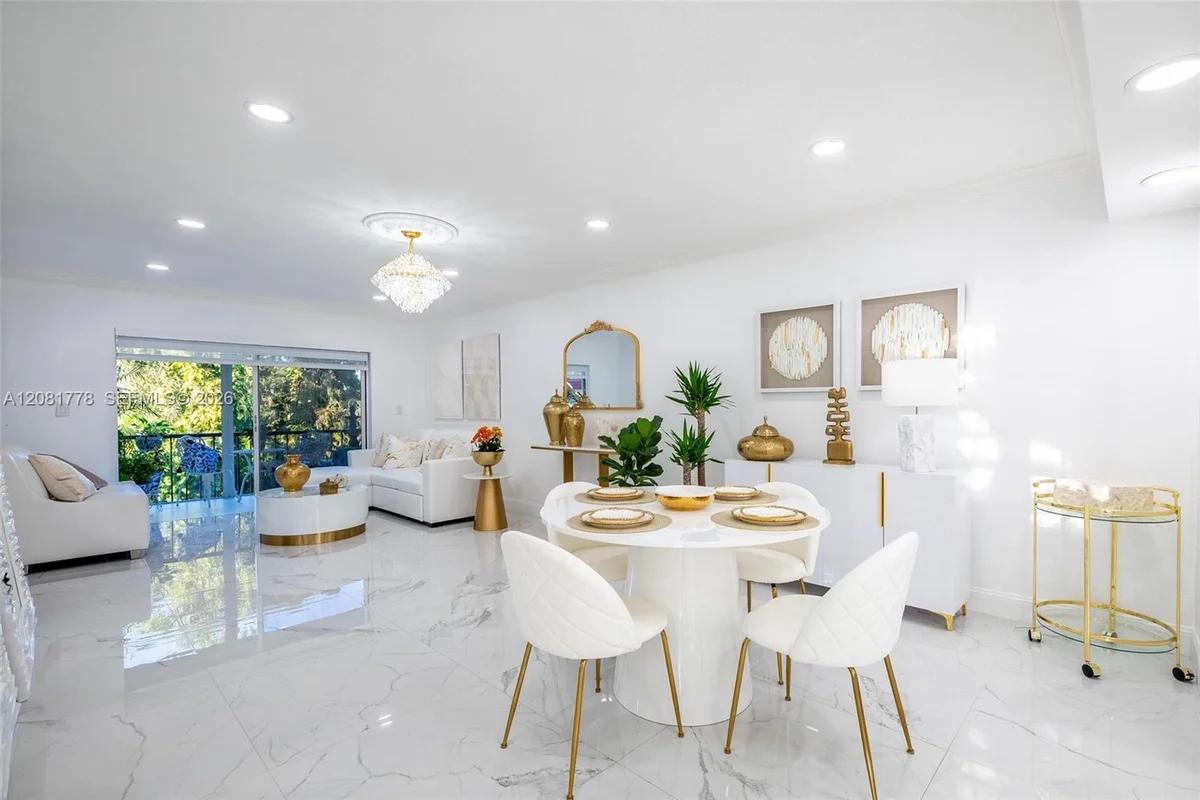 300 S Hollybrook Dr #310, Pembroke Pines: photo 1 of 39