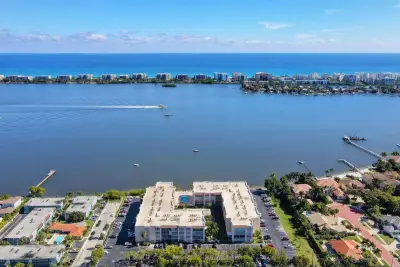 1502 S Lakeside Dr #401, Lake Worth Beach: photo 1 of 41