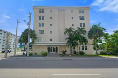 1901 S Ocean Dr #303, Hollywood: photo 1 of 16