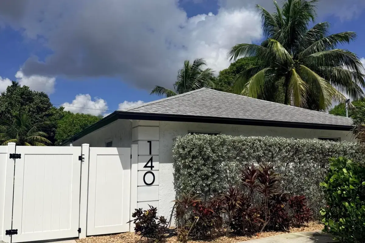 140 SW 5th Ave, Delray Beach: photo 1 of 35