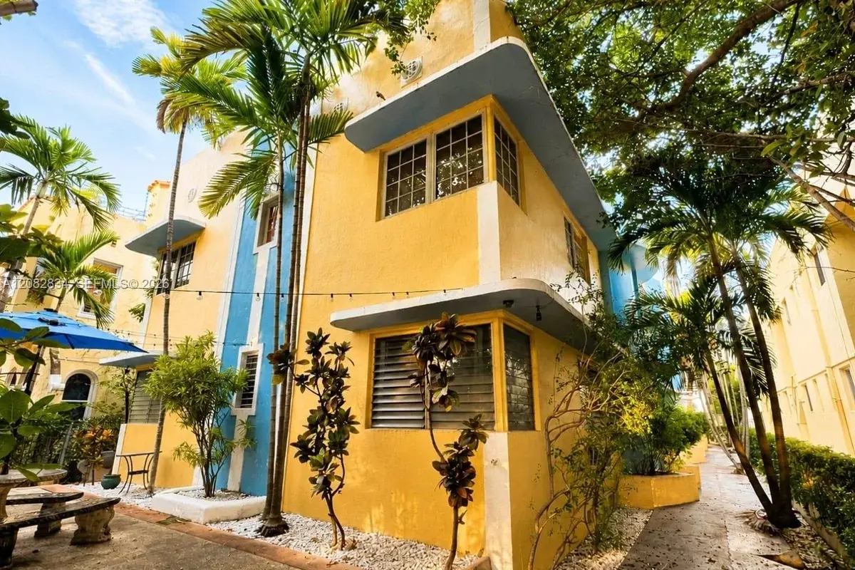 1351 Meridian Ave #8, Miami Beach: photo 1 of 10