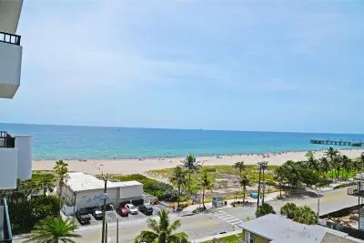 525 N Ocean Blvd #923, Pompano Beach: photo 1 of 61
