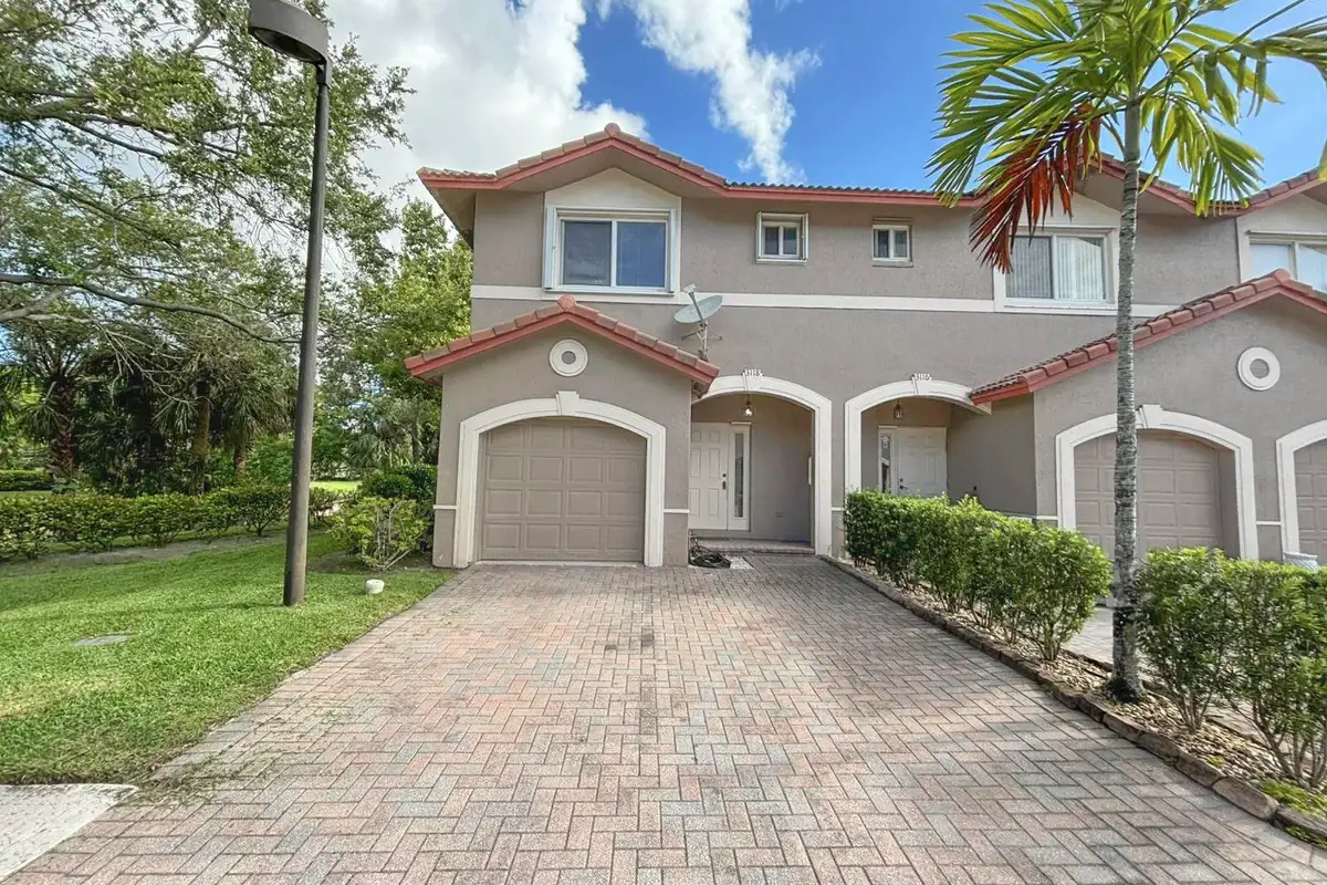 3118 Coral Ridge Dr, Coral Springs: photo 1 of 34