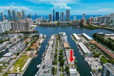 3756 NE 167th St #44, North Miami Beach: photo 1 of 36