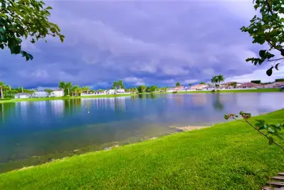 7132 SW 158th Path, Miami: photo 1 of 7