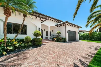 1210 95th St #1, Bay Harbor Islands: photo 1 of 56