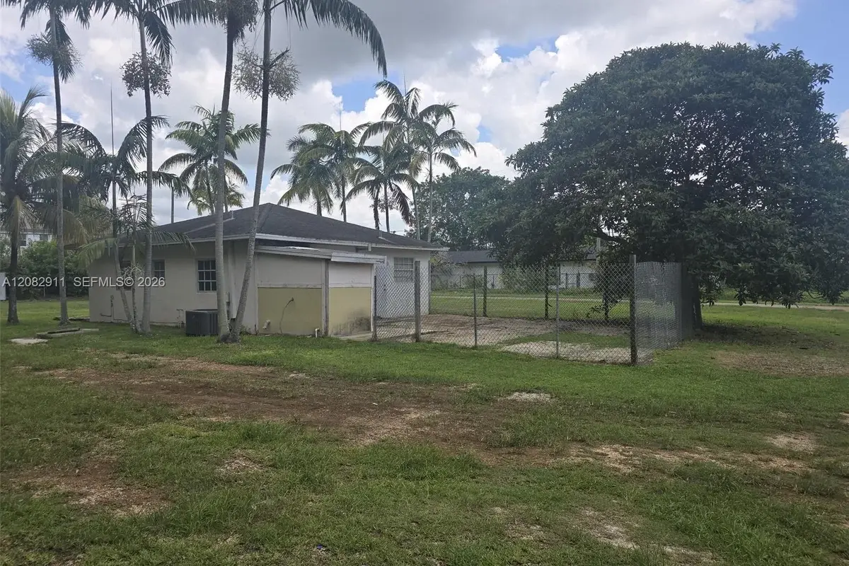 28845 SW 162nd Ave, Homestead: photo 1 of 4