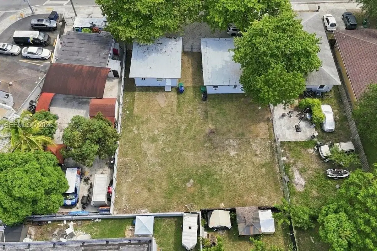 10215 SW 184th St, Cutler Bay: photo 1 of 18