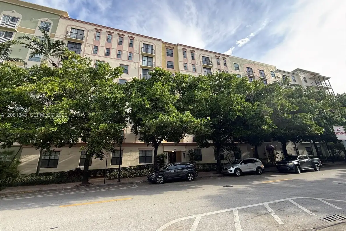 1919 Van Buren St #608A, Hollywood: photo 1 of 54
