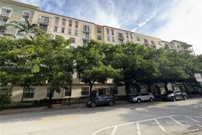 1919 Van Buren St #608A, Hollywood: photo 1 of 54