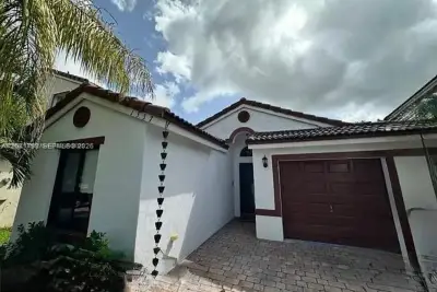 1537 SE 20th Ter #1, Homestead: photo 1 of 6