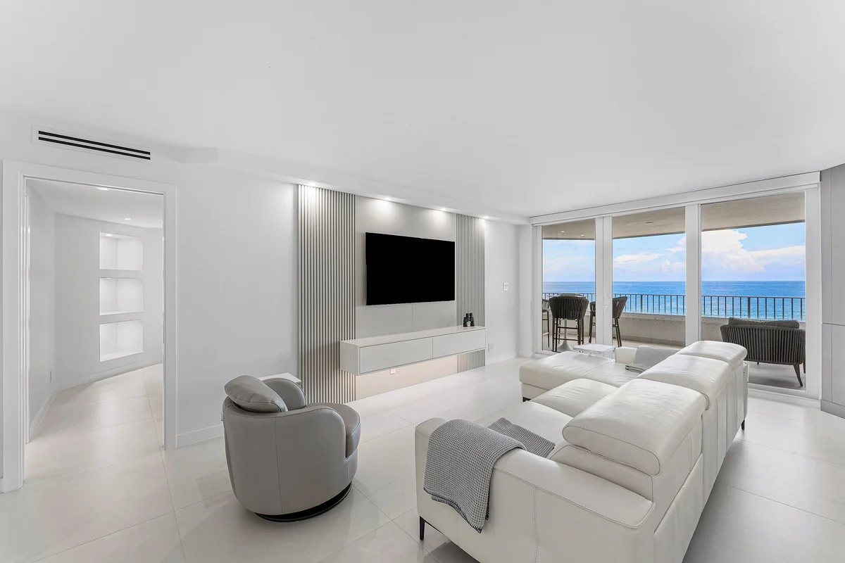 550 S Ocean Blvd S #906, Boca Raton: photo 1 of 39