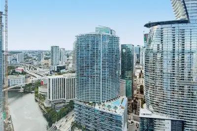 475 Brickell Ave #4610, Miami: photo 1 of 12