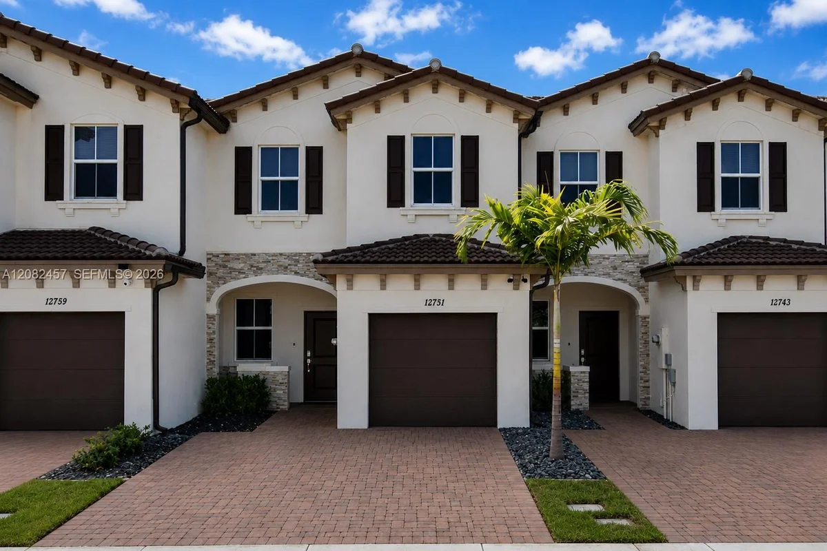 12751 NW 23rd Pl, Miami: photo 1 of 1