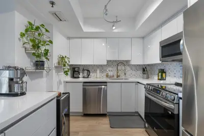1775 Washington Ave #6E, Miami Beach: photo 1 of 34