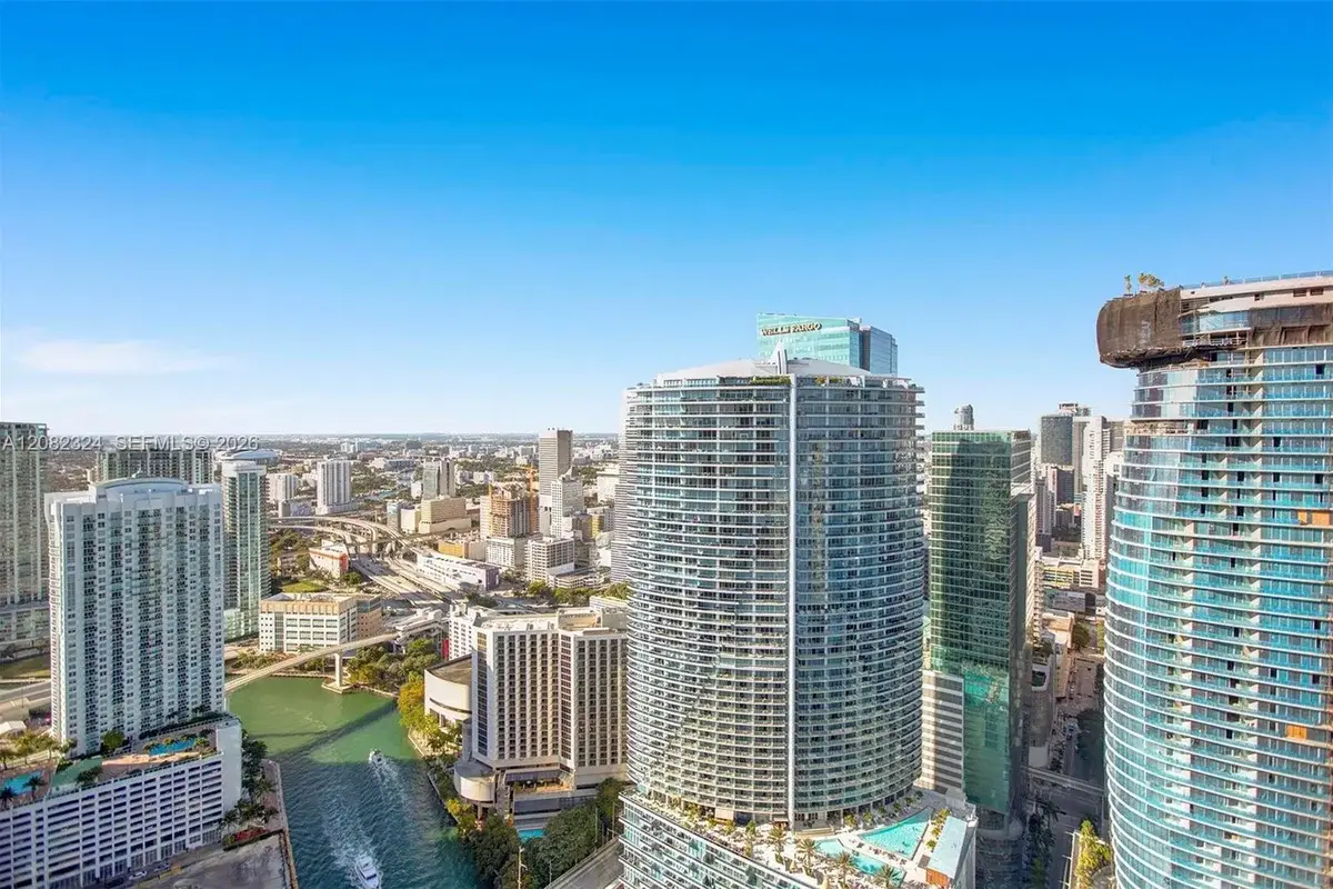 475 Brickell Ave #5010, Miami: photo 1 of 18