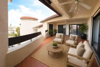 8933 SW 123rd Ct #401, Miami: photo 1 of 40
