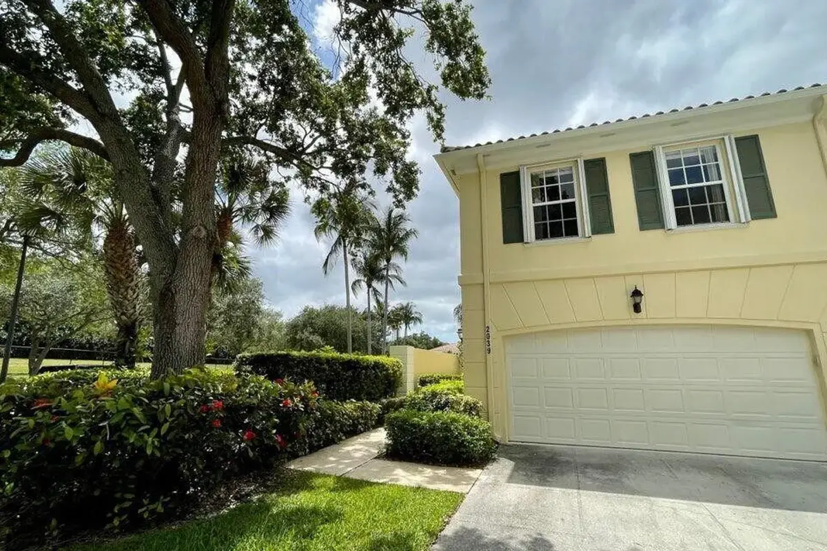 2039 Tarpon Lake Way, West Palm Beach: photo 1 of 20