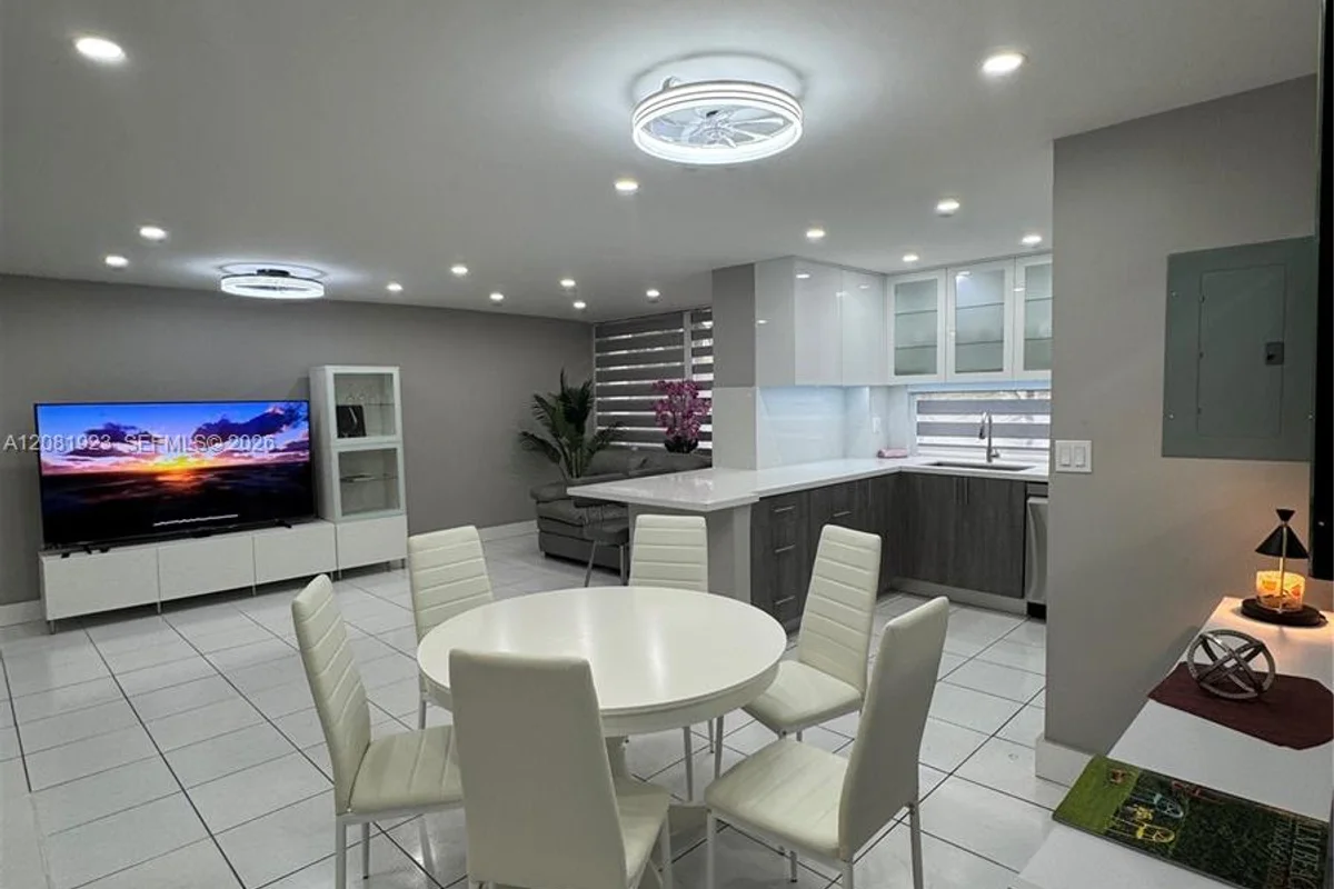 17011 N Bay Rd #106, Sunny Isles Beach: photo 1 of 24