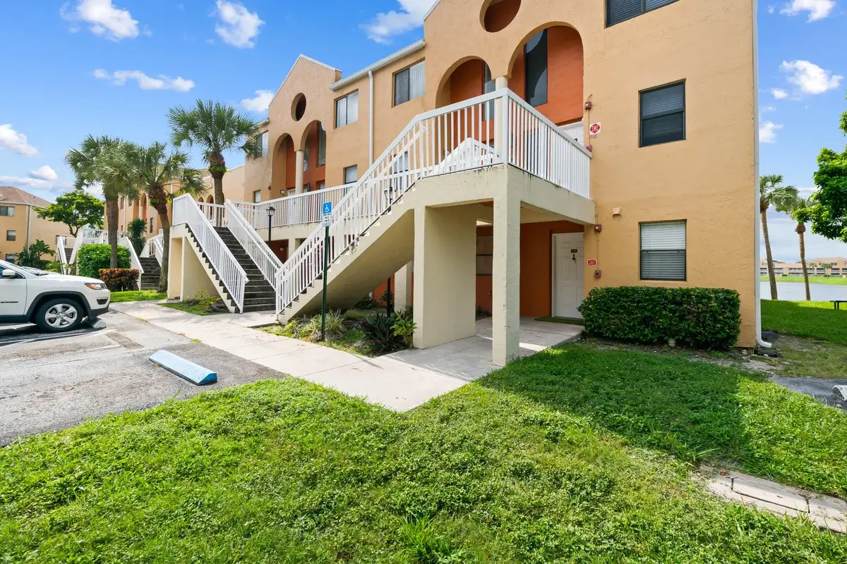 5200 NW 31st Ave #138, Fort Lauderdale: photo 1 of 30